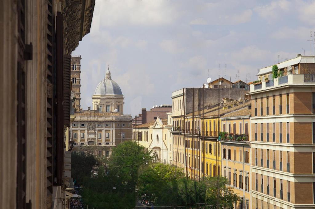 Carlo Alberto House Roma Esterno foto