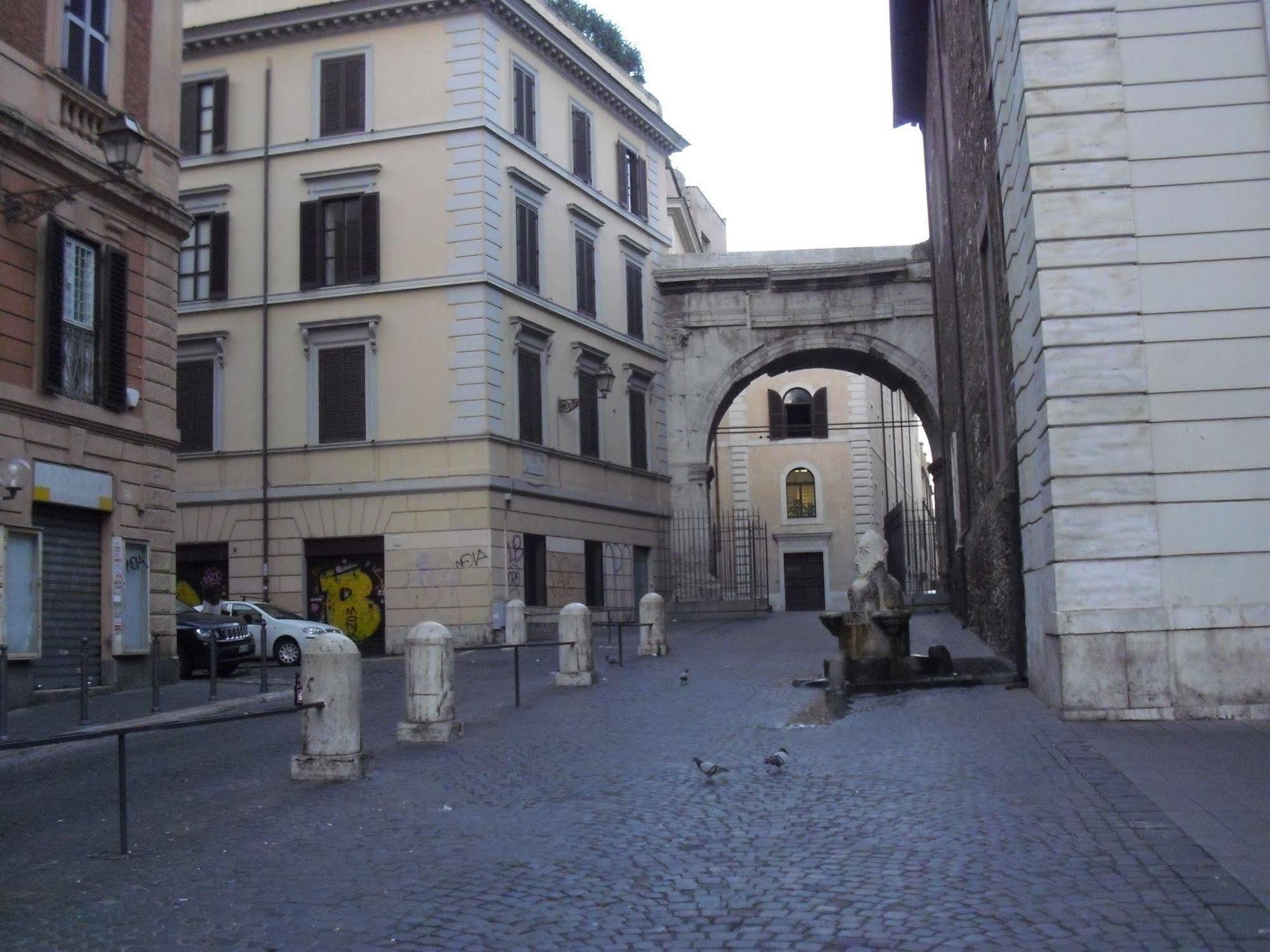 Carlo Alberto House Roma Esterno foto